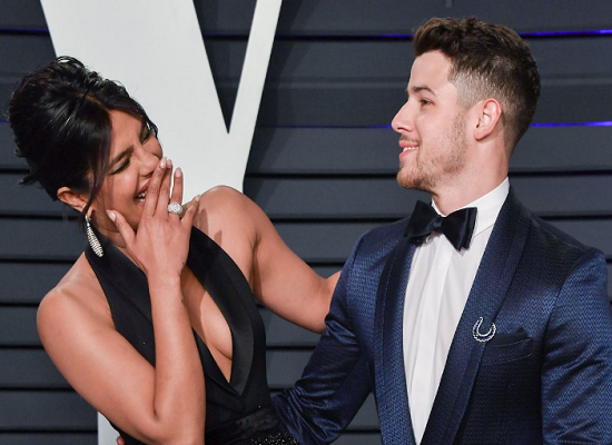 Nick Jonas fell down while performing on stage, Priyanka Chopra's husband uttered 'ouch'